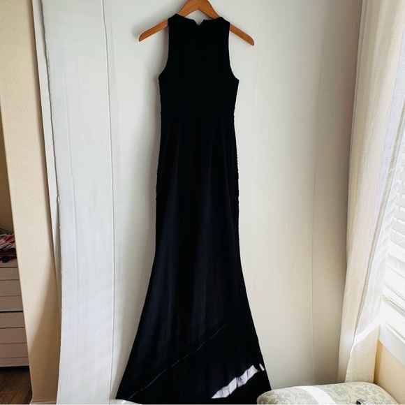 🆕Adrianna Papell Midnight Black Embellished Gown NWT sleeveless high neckline - Picture 8 of 12